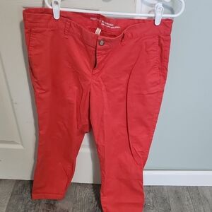 Cropped Pants